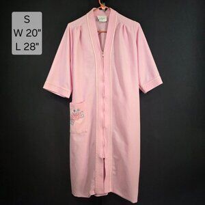 Vintage Cinejour Robe Womens S Pink Zip Front Duster Housecoat 80s USA Embroider